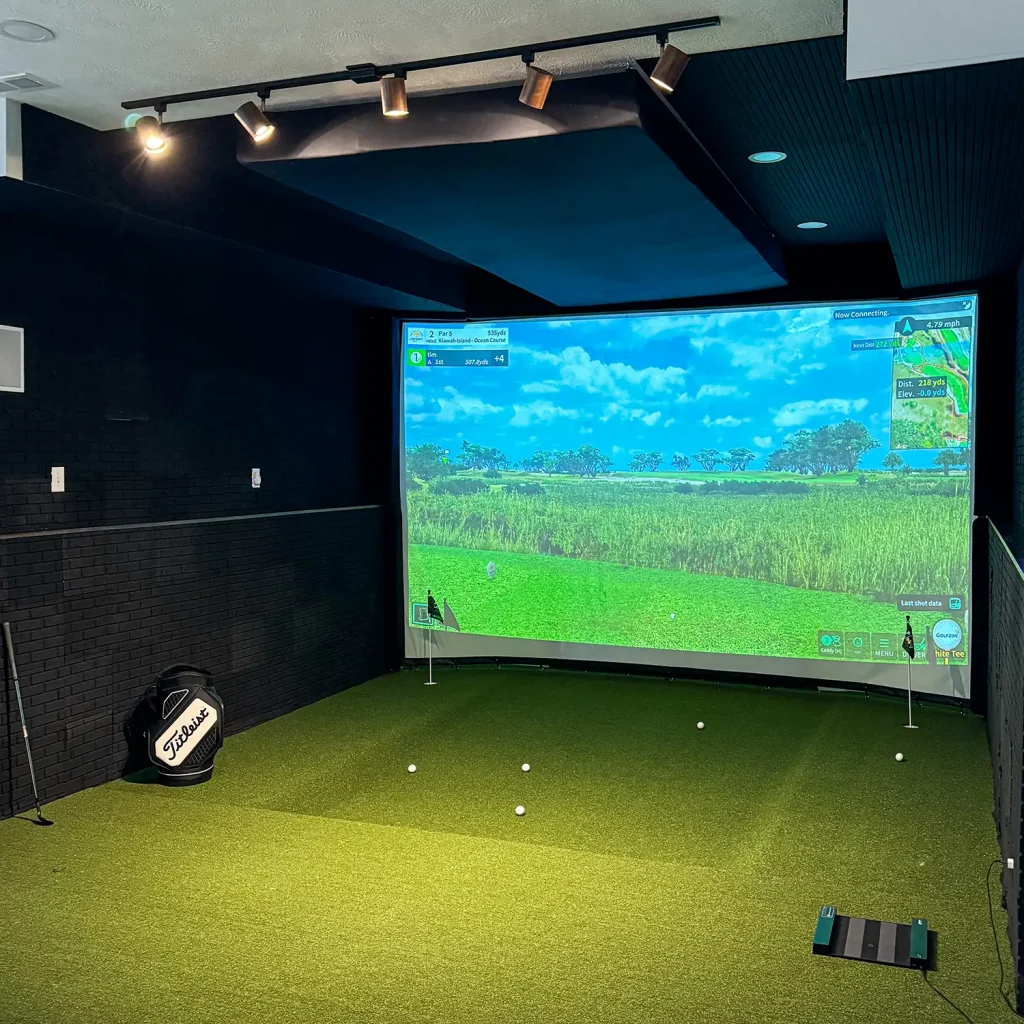 Golf simulator installed by SYNLawn