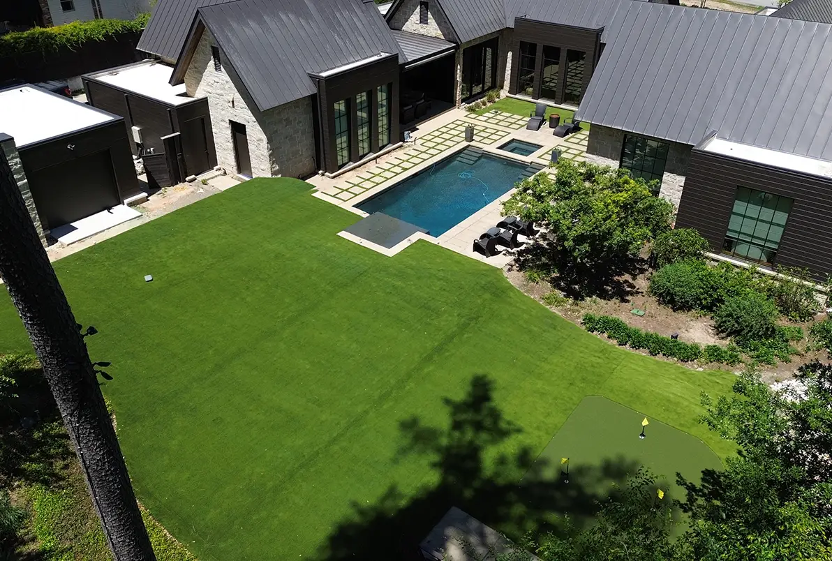 synlawn-cc-artificial-grass-lawn-img-6