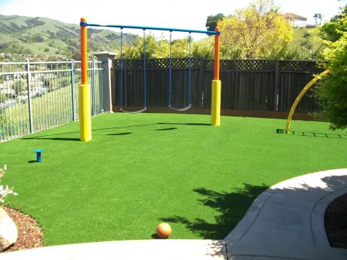 synlawn-cc-gal-playground-1